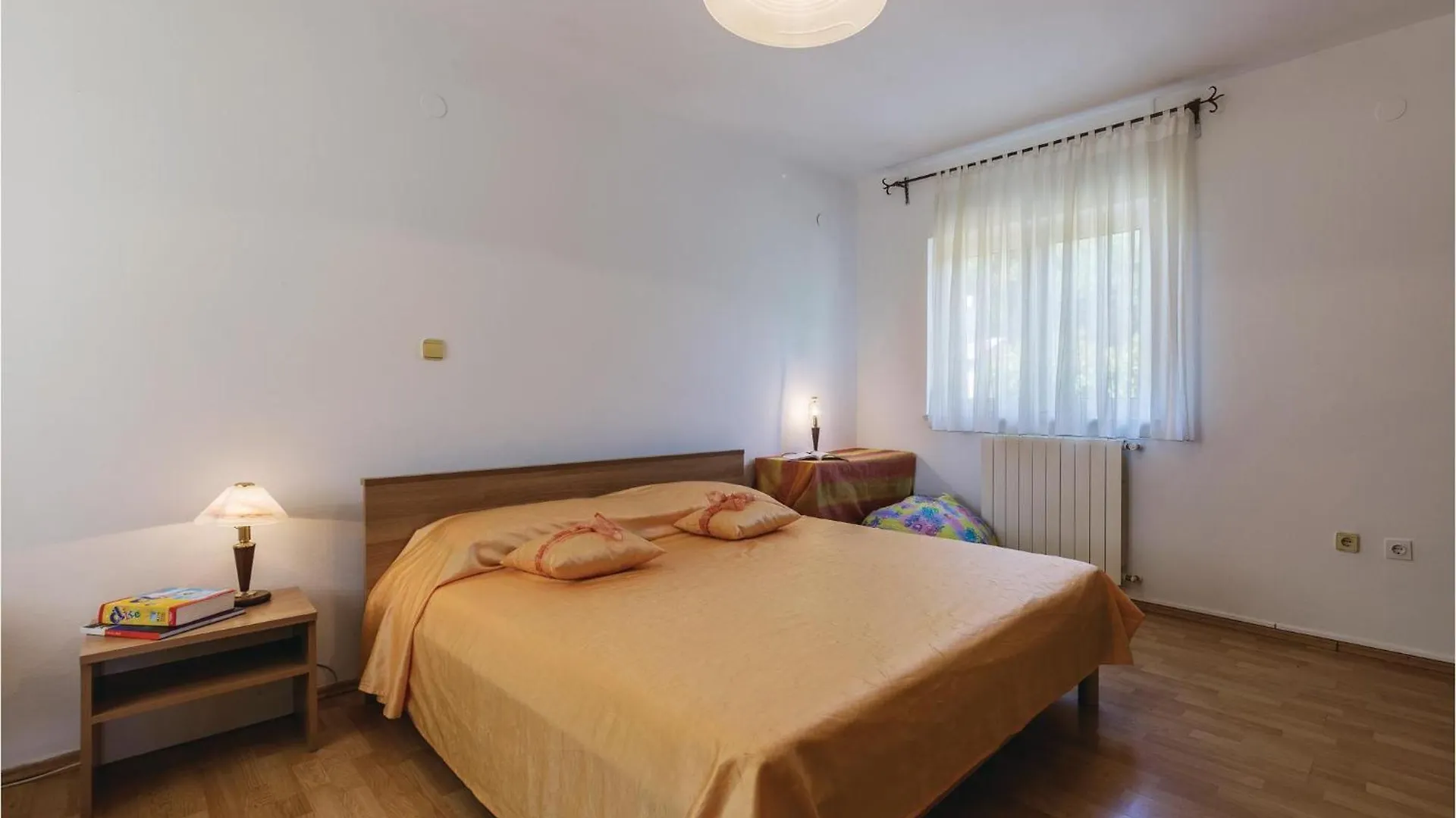Gorgeous Apartment In Vodnjan With Wifi